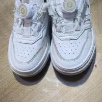 کفش بچه گانه اسپرت سایز ۲۷ در حد نو