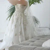 لباس عروس مزون هستی
