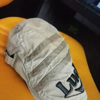 کلاه تابستانی|لباس|رشت, فلسطین|دیوار