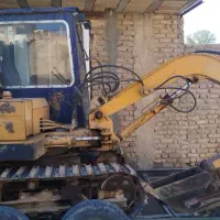 بیل مکانیکی زنجیری میتسوبیشی چهار تن