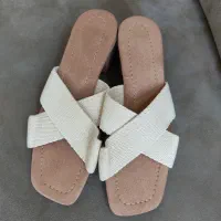 صندل پاشنه دار|کیف، کفش، کمربند|نطنز, |دیوار