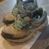 کفش بروکس  ارجینال سایز ۴۰