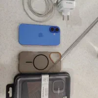 آیفون 16نرمال با تمام مخلفات