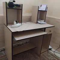 میز کامپیوتر و اداره و آرایشگاه
