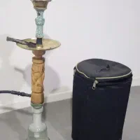 یک عدد قلیان زیبا خوش طعم همراه باه کیف