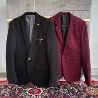 کت و شلوار مشکی و کت زرشکی
