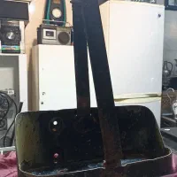 جعبه قدیمی جیپ|کلکسیون اشیاء عتیقه|شهرکرد, |دیوار