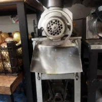 چرخ گوشت 32