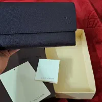 کیف پول فرانسوی  Louis Vuitton