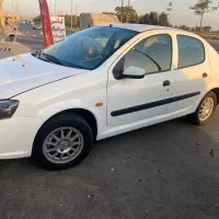 رانا مدل ۹۴رنگ دارد فنی ساام و تمیز میباشد