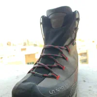کفش کوه نوردی لسپورتیوا در حد نو