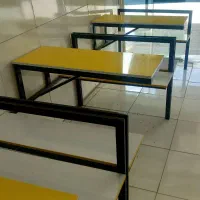 نیمکت کافه