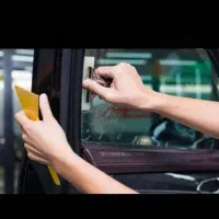 شیشه دودی ضمانتی فقد 700هزار لچکی رایگان کف قیمت|خدمات موتور و ماشین|زاهدان, |دیوار