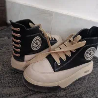 کفش سایز ۳۹