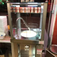 نیروی کار رستوران اقا و خانم|استخدام خدمات فروشگاه و رستوران|قم, بلوار امین و ساحلی|دیوار