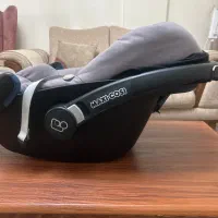 صندلی ماشین نوزاد