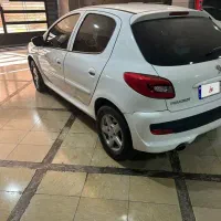 پژو 207مدل ۱۳۹۹ سفید فرمون برقی