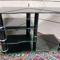 میز تلویزیون شیشه ای