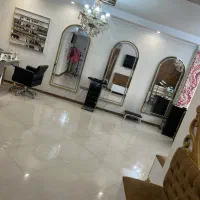 استخدام ناخنکار حرفه ای و با مشتری