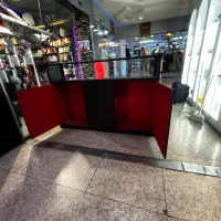 میز پیشخوان ویترین دار|بوفه، ویترین، کنسول|همدان, |دیوار