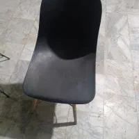 صندلی تمیز کافه ای
