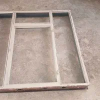 دوعدد پنجره آهنی