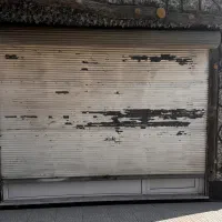 فروش دو کرکره حلبی قدیمی