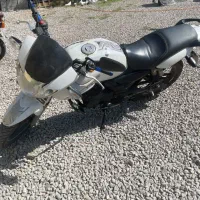 موتور آپاچی مدارک تکمیل|موتورسیکلت|دورود, |دیوار