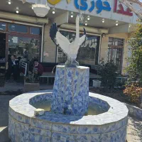 به یک نفر مجرد جهت کار در رستوران نیازمندیم