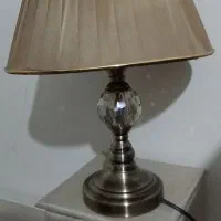 یک عدد آباژور شبخوابی کنارتخت کاملاسالم و شیک|چراغ خواب و آباژور|ری, جوانمرد قصاب|دیوار