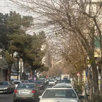 مغازه ۲۵ متری با سرویس و تمیز تقاطع اصلی مظفری