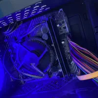 کیس فول گیمینگ با مانیتور فروش فوری