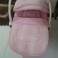 کریر صورتی کاملا سالم وتمیز|کالسکه و لوازم جانبی|شاهینشهر, عطار|دیوار