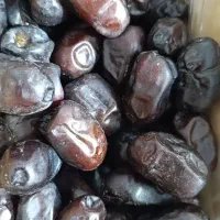 خرمای فله ای درجه خریداریم