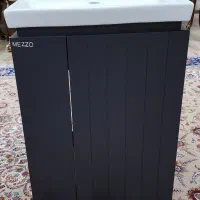 روشویی کابینتی درجه یک، شیک، مدرن، نو با آیینه