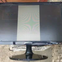 تعدادی مانیتور سامسونگ