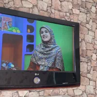 تلویزیون ال سی دی ۳۲ اینچ ال جی . سالم و کم کارکرد