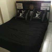 تخت دو نفره و میز آرایش