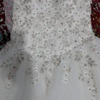 لباس عروس در حد نو|لباس|میانه, |دیوار