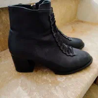 نیم بوت های درحدنو