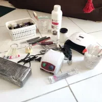 وسایل ناخنکاری