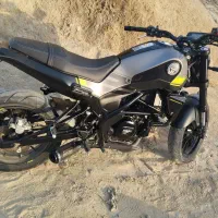 بنلی لئونچینو ۲۵۰