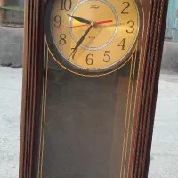 ساعت دیواری کاملا نو