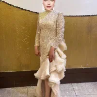 لباس مجلسی|لباس|شاهینشهر, فردوسی|دیوار