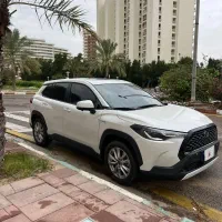 کرولا کراس هیبرید