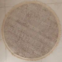 پادری کرم رنگ