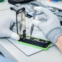 نیازمند تعمیرکار موبایل