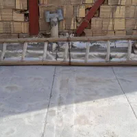 نردبان چوبی