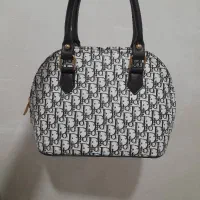 کیف دیور آکبند حتی بدون یک دیقه استفاده