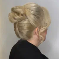 سالن زیبایی یاس|خدمات آرایشگری و زیبایی|هشتگرد, هشتگرد قدیم|دیوار